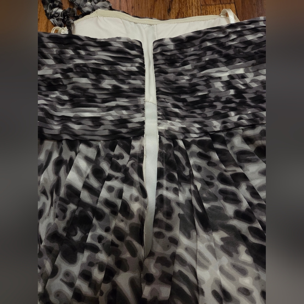 BCBGMaxAzaria One-Shoulder Ruffled Cocktail Dress Size 8 - Picture 14 of 15